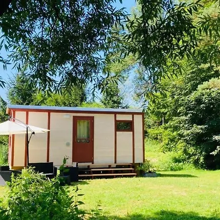 Cechuv Mlyn فندق